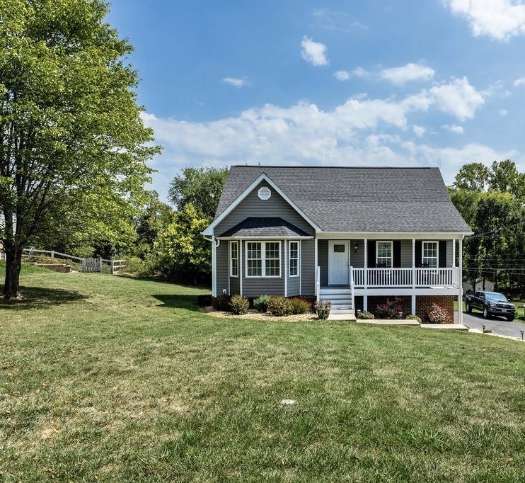 15 Rolla Mill Road Verona, VA 24482 - Photo 3 of 73 a front view of a house with a yard