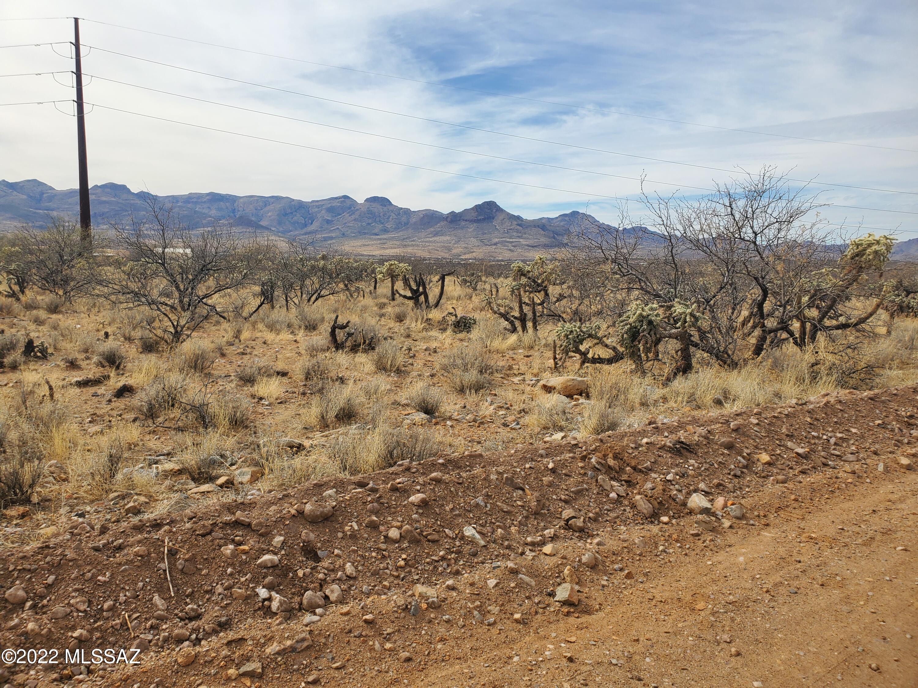 1730 Circulo Badajada, Unit 149 Rio Rico, AZ 85648 - Photo 5 of 8