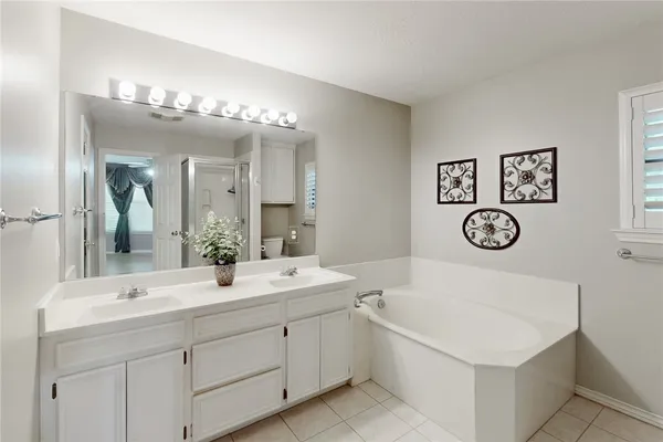 $319,900 | 5901 Sheffield Terrace Lane, Bryan, TX 77802