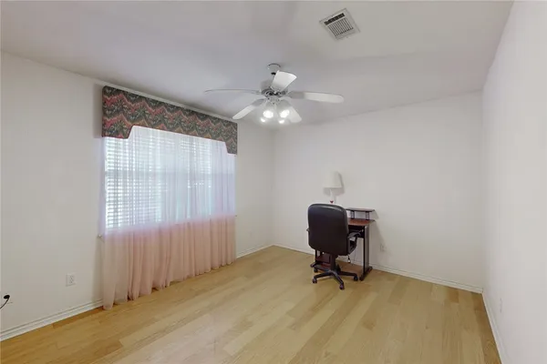 $319,900 | 5901 Sheffield Terrace Lane, Bryan, TX 77802