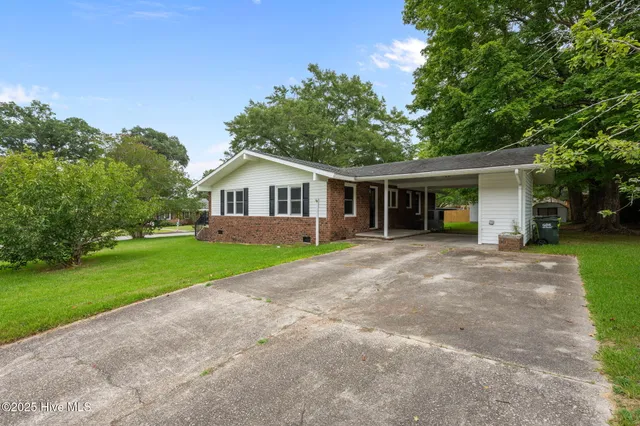 $220,000 | 2703 Edgewood Street, New Bern, NC 28562