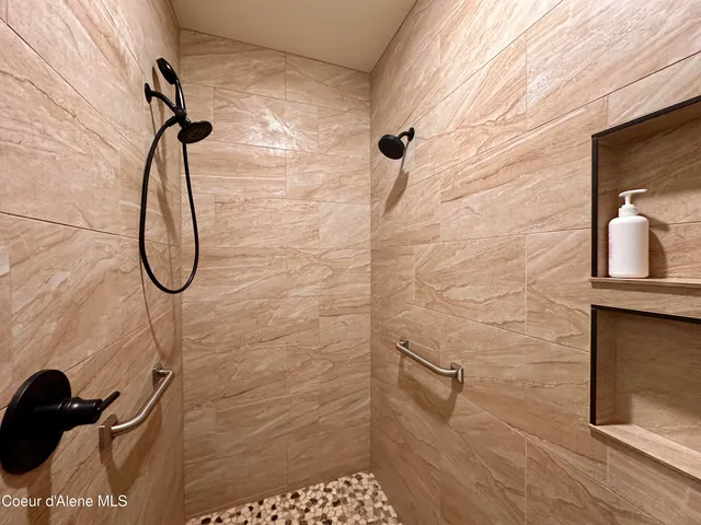 $924,000 | 111 Majestic Lane, Bonners Ferry, ID 83805