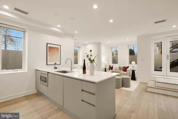 $725,000 | 1101 Q Street Northwest, Unit 103, Washington, DC 20001