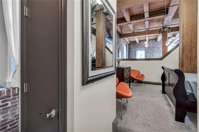 $200,000 | 308 West 8th Street, Unit 201, Kansas City, MO 64105