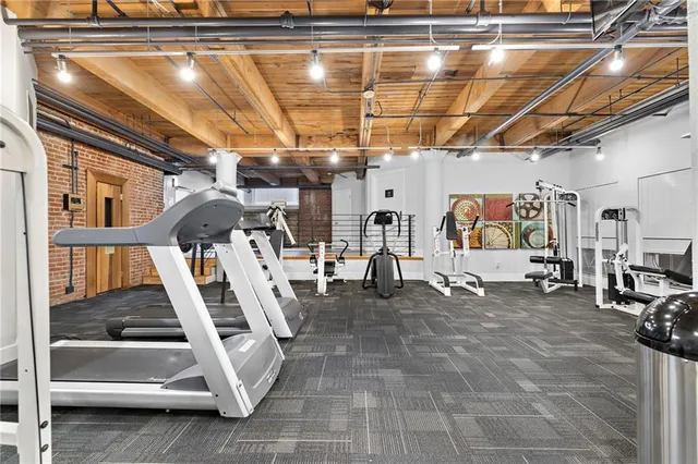 $200,000 | 308 West 8th Street, Unit 201, Kansas City, MO 64105