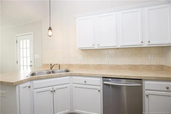 $290,000 | 196 Lochwood Drive, Raeford, NC 28376