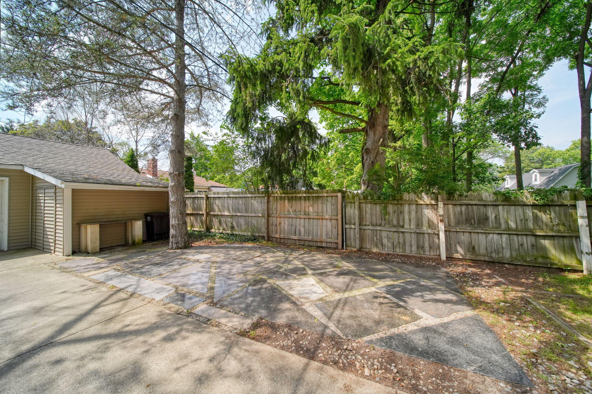 743 Briarcliff Road Jackson, MI 49203 - Photo 51 of 68 52