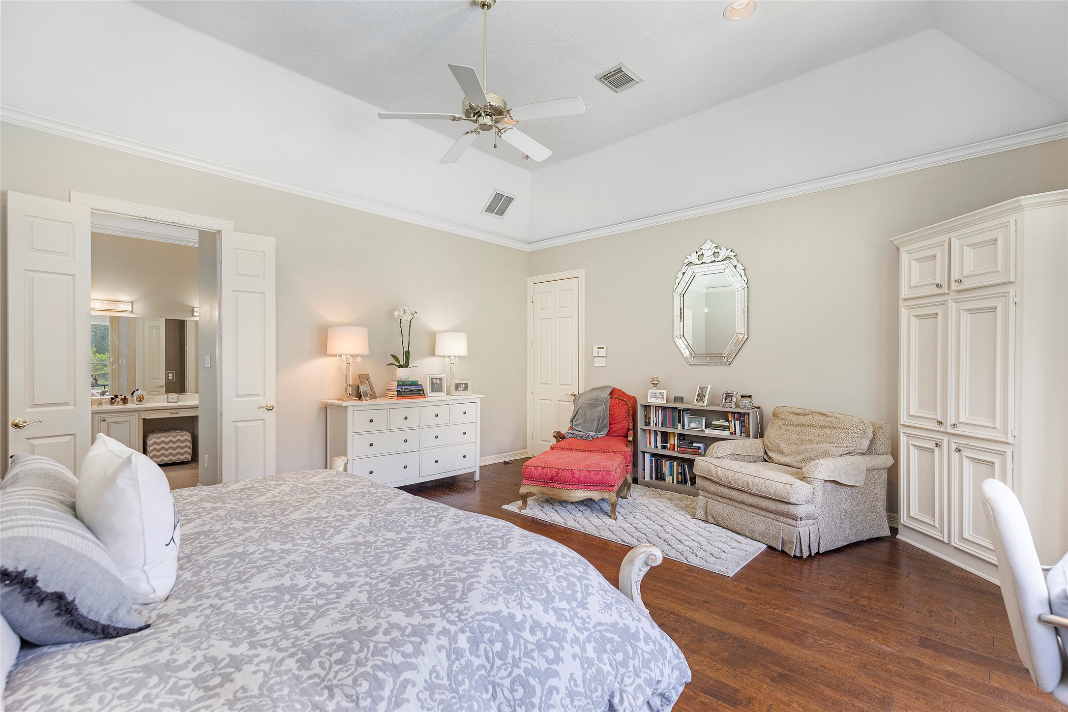 6530 Treaschwig Road, Unit 1 Spring, TX 77373 - Photo 17 of 32 a bedroom with furniture and white walls
