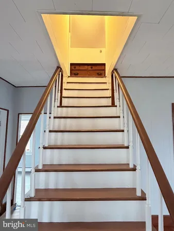a view of entryway