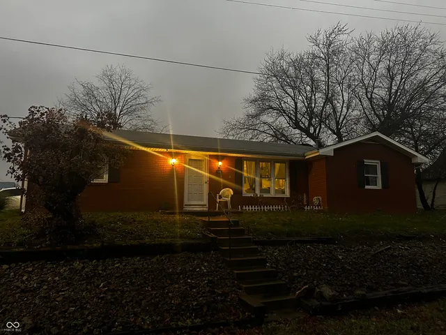 $177,500 | 109 South Range Street, Westport, IN 47283