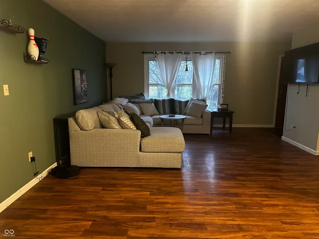 $177,500 | 109 South Range Street, Westport, IN 47283