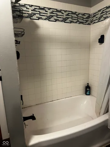 $177,500 | 109 South Range Street, Westport, IN 47283