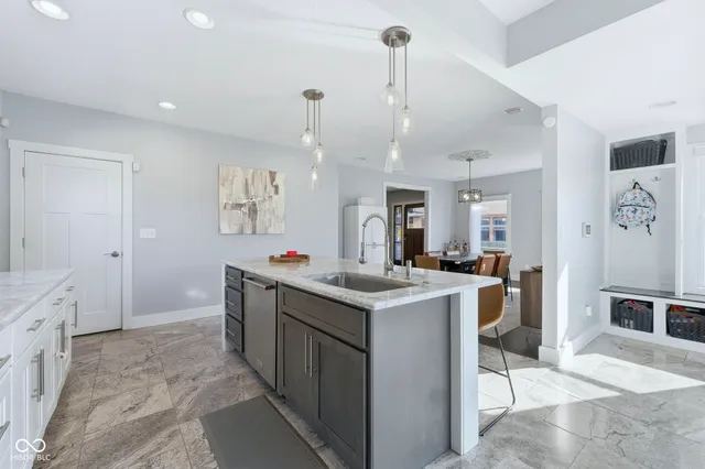 $500,000 | 3106 North Washington Boulevard, Indianapolis, IN 46205