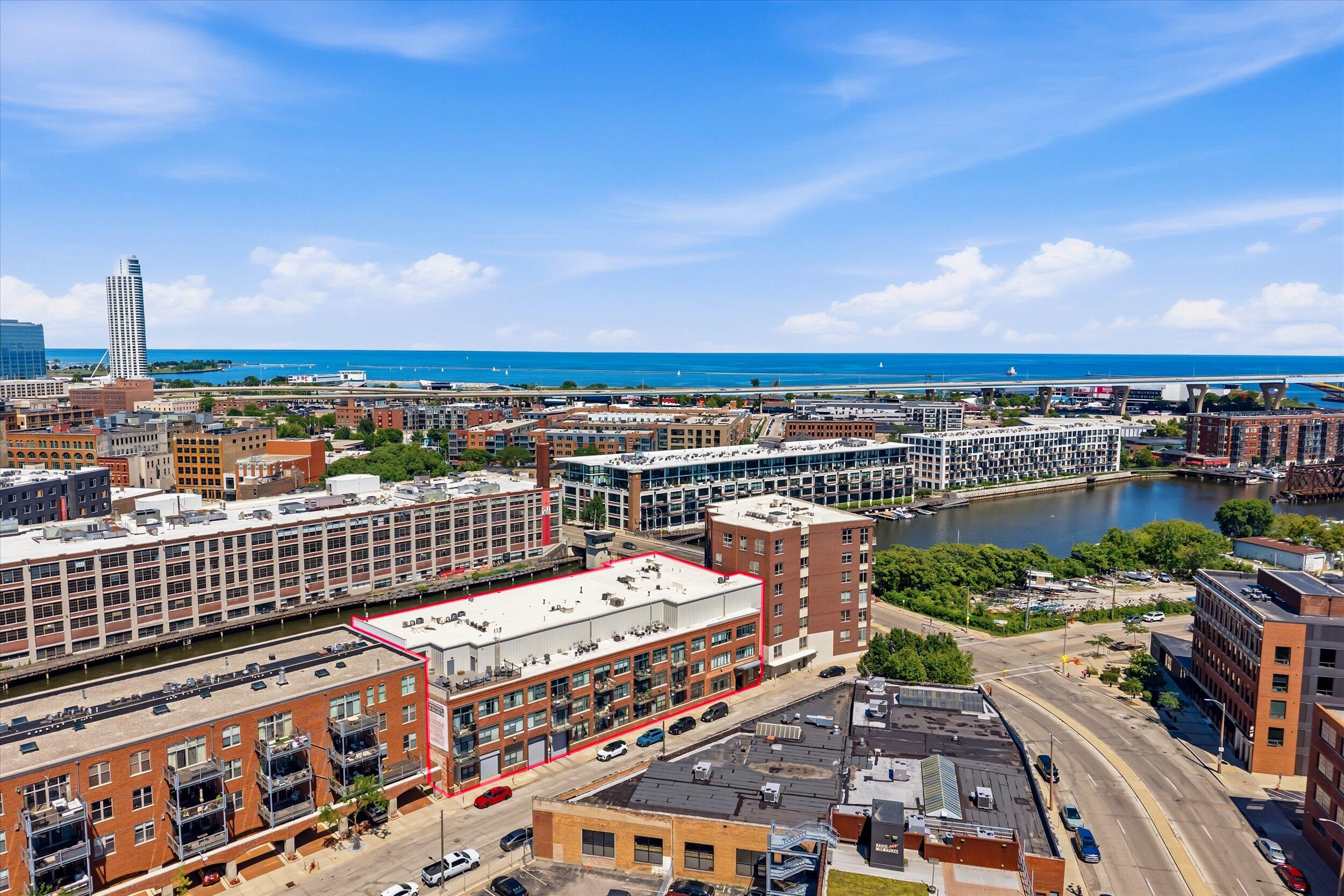 200 South Water Street, Unit 104 Milwaukee, WI 53204 - Photo 23 of 23 Your waterway to Lake Michigan Awaits!