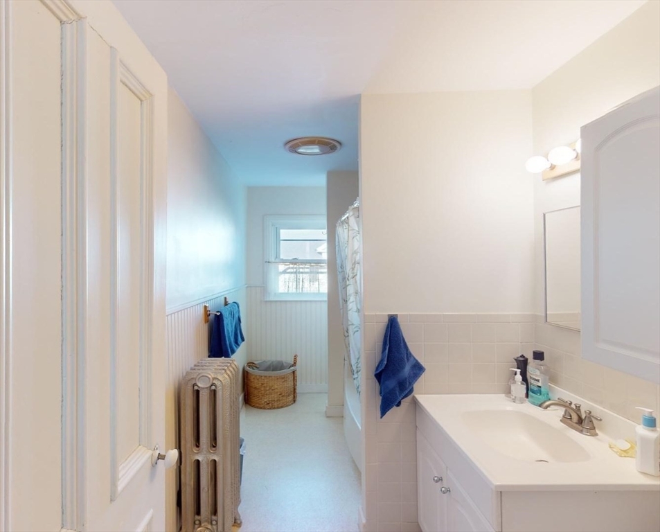 31 Lyman Road, Unit B Northampton, MA 01060 - Photo 17 of 21 Gallery Image 17