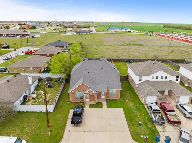 $1,580 | 103 Janis Street, Unit B, Alvarado, TX 76009