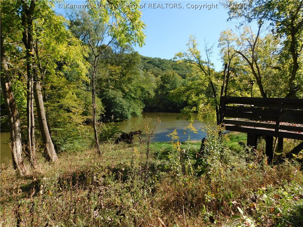 661 Poca River Road South Poca, WV 25159 - Photo 3 of 7 Gallery Image 3