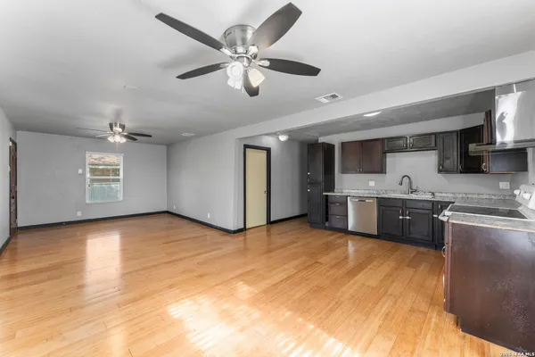 $1,700 | 2114 Fitch Street, San Antonio, TX 78211