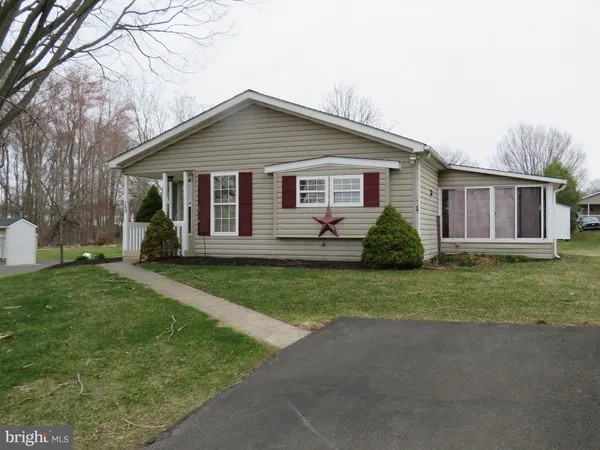 $305,000 | 143 Raven Court, New Hope, PA 18938