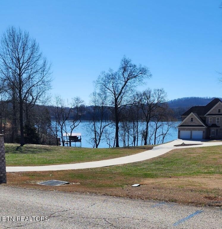 0 Emory River Road Harriman, TN 37748 - Photo 5 of 8 a view of a yard