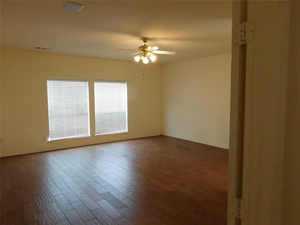 $2,600 | 620 Dyann Drive, Royse City, TX 75189
