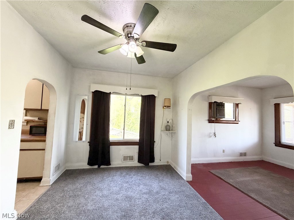 241 Beech Road Weirton, WV 26062 - Photo 7 of 23 Dining Room