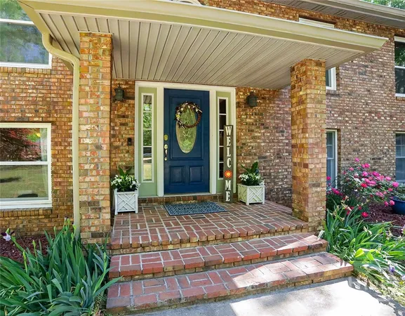 $595,000 | 298 Hudson River Drive, Commerce, GA 30530