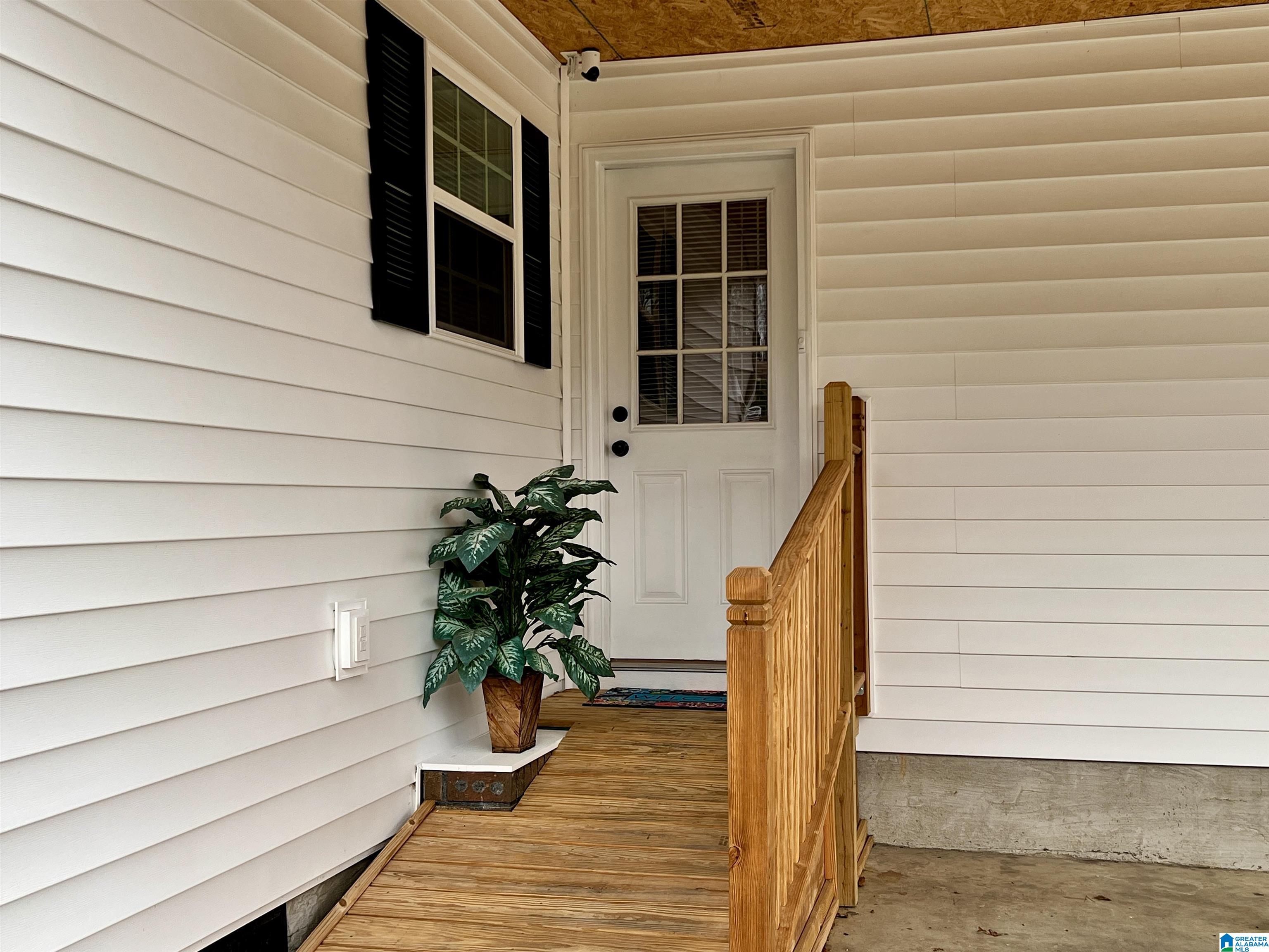 6237 Chartee Drive Anniston, AL 36206 - Photo 4 of 36