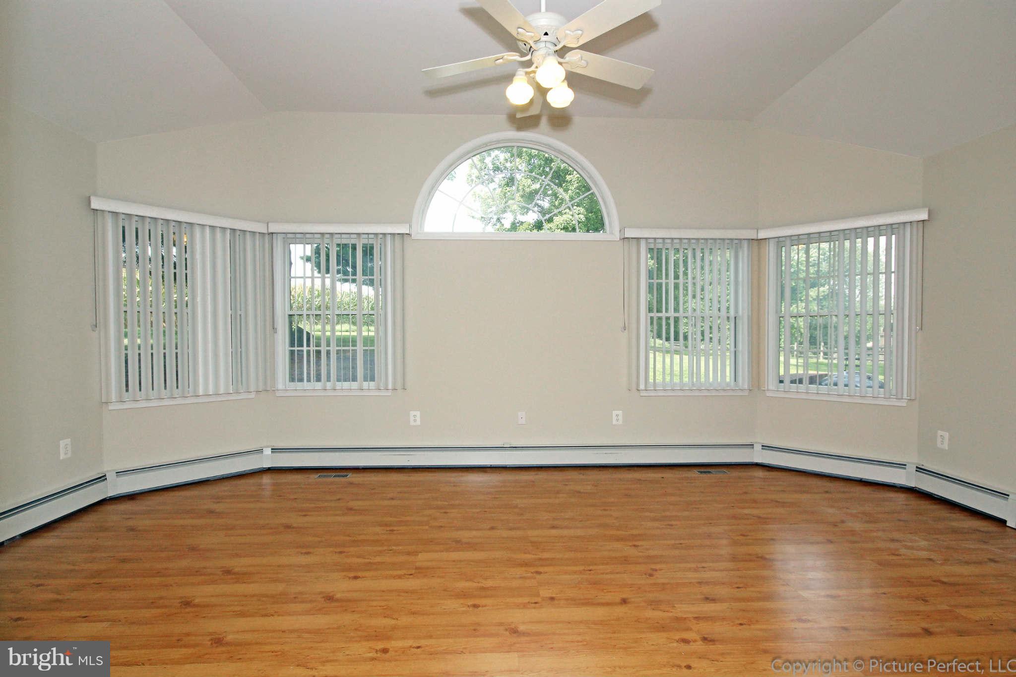 9001 Damascus Road Damascus, MD 20872 - Photo 20 of 30 Bedroom (Master)
