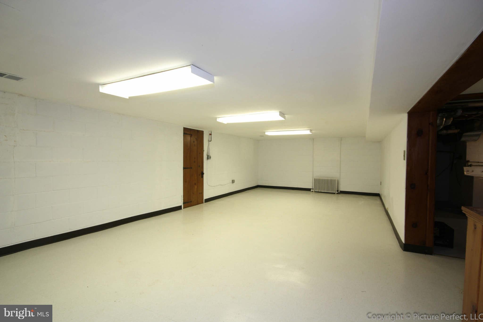 9001 Damascus Road Damascus, MD 20872 - Photo 29 of 30 Recreation Room