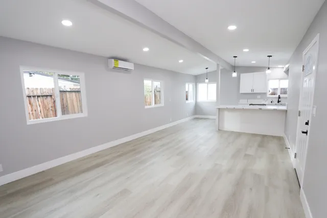 $350,000 | 65860 Acoma Avenue, Desert Hot Springs, CA 92240