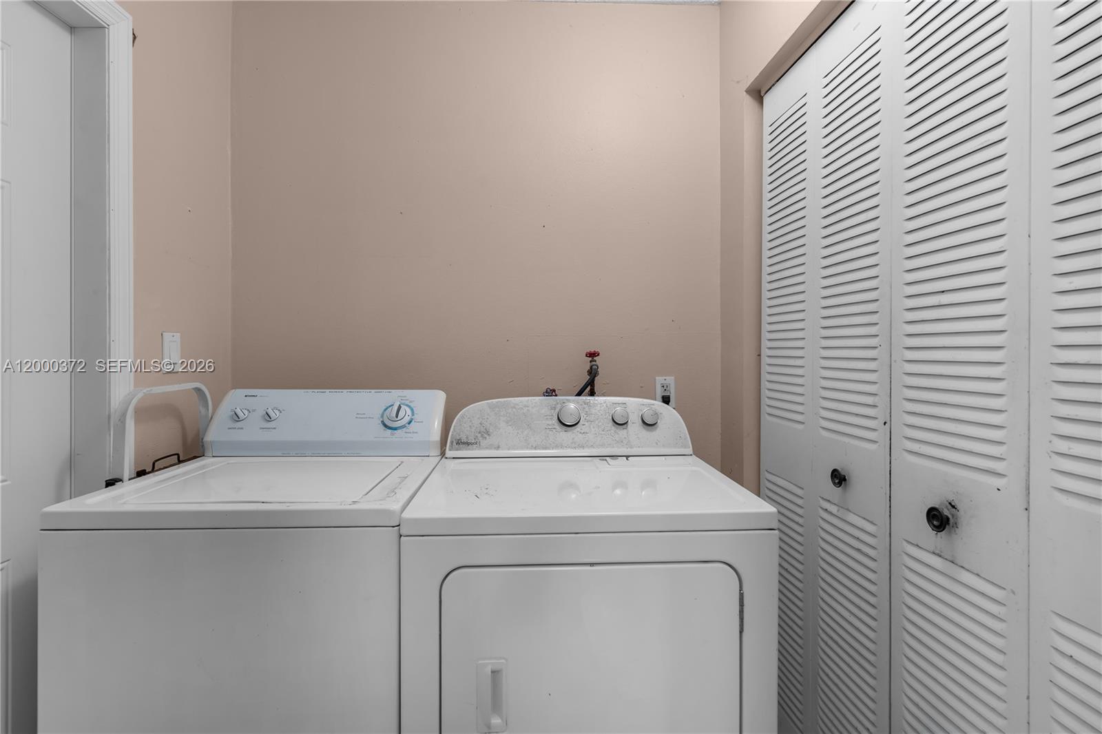 6770 Southwest 15th Street Miami, FL 33144 - Photo 21 of 36