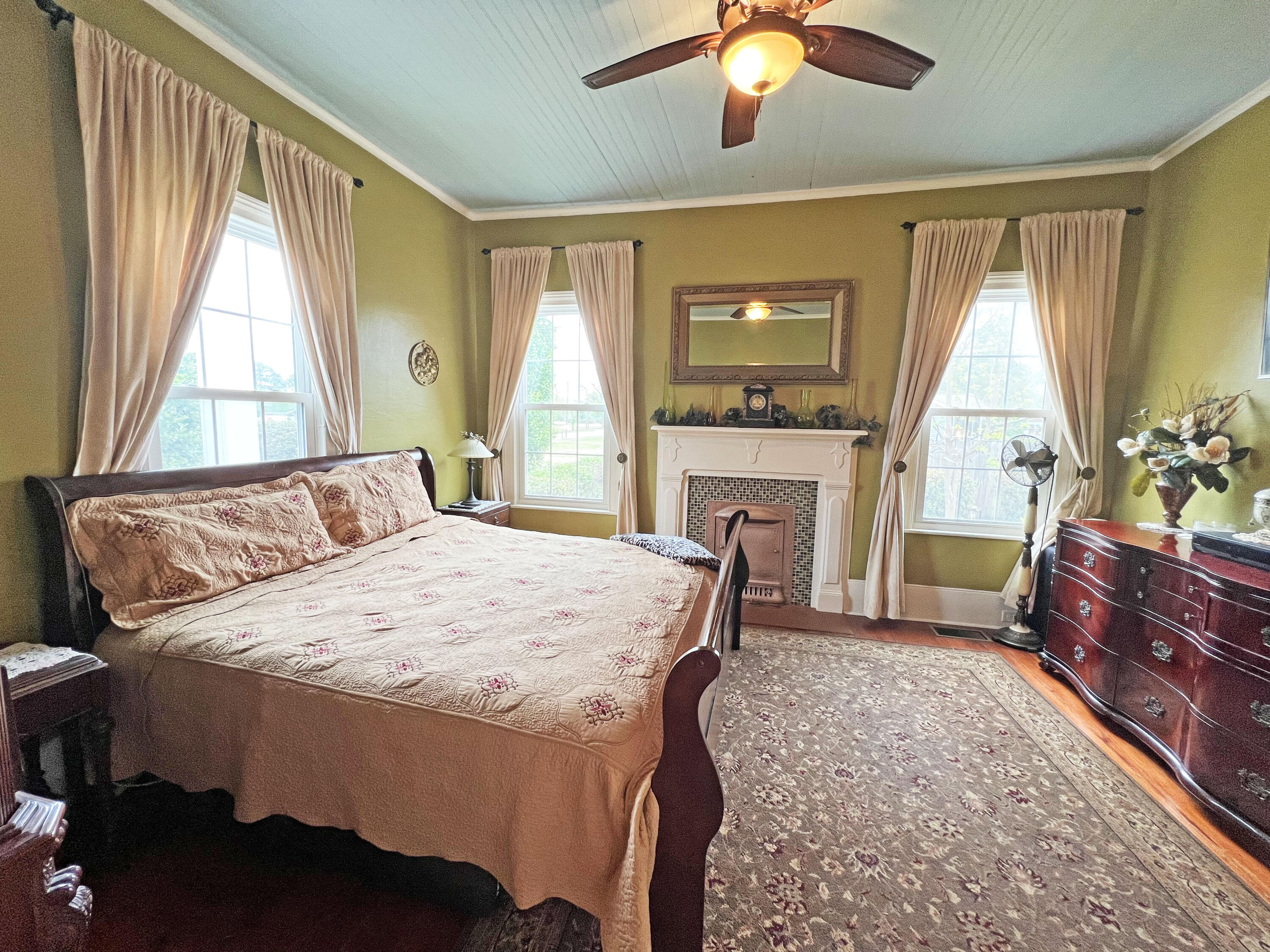6080 Old Highway, Unit SIX Elloree, SC 29047 - Photo 19 of 35 Dining Room _
