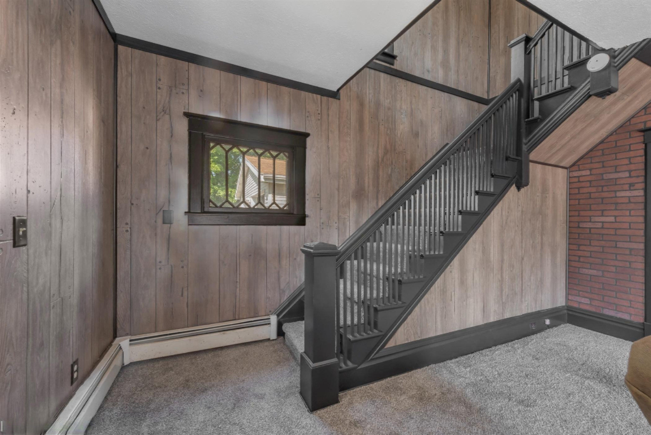 204 West May Street Belding, MI 48809 - Photo 22 of 28 20-204 W May St-windowstill-realest