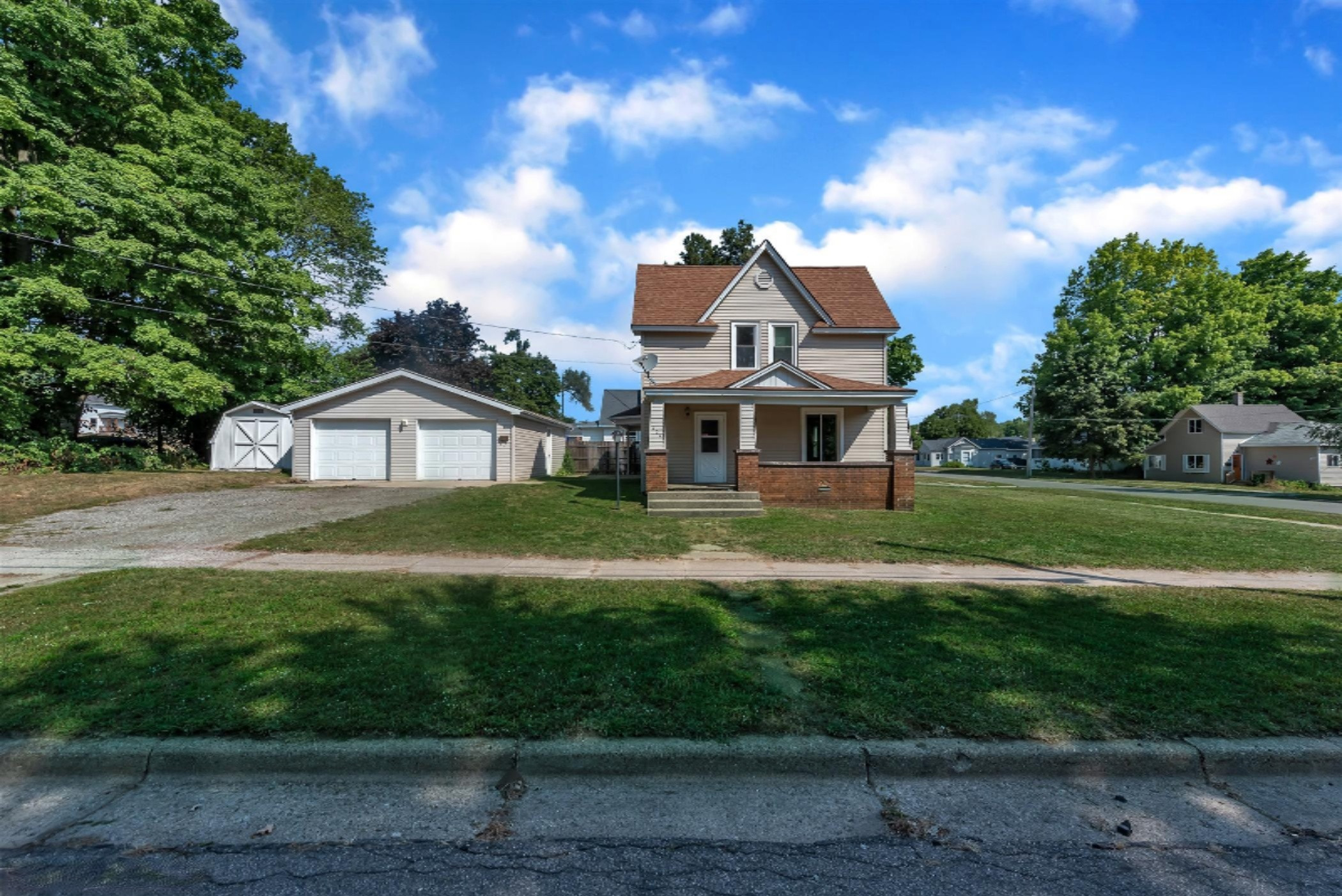 204 West May Street Belding, MI 48809 - Photo 5 of 28 03-204 W May St-windowstill-realest