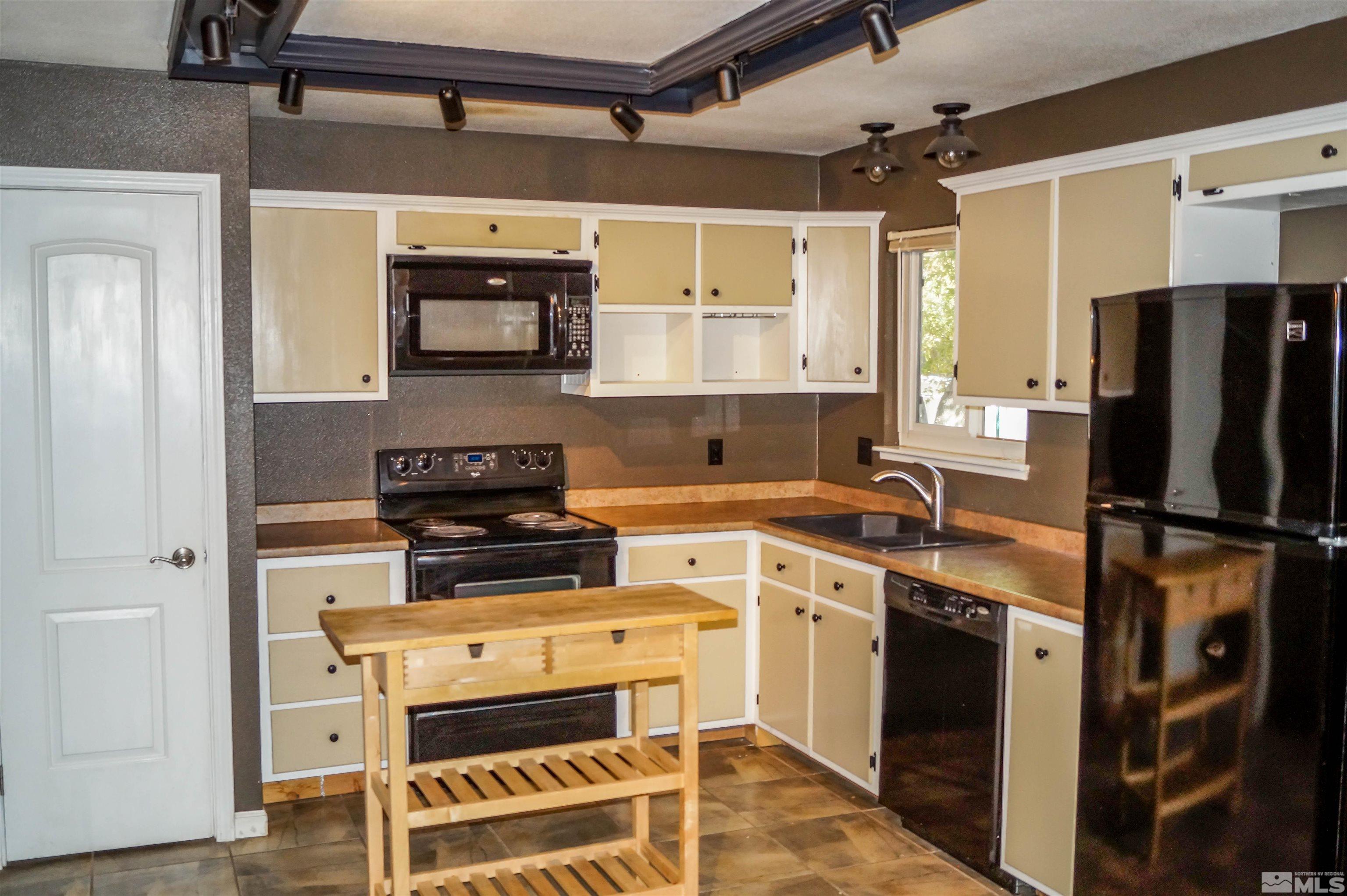 3300 Bryan Street Reno, NV 89503 - Photo 3 of 25 Photo 3