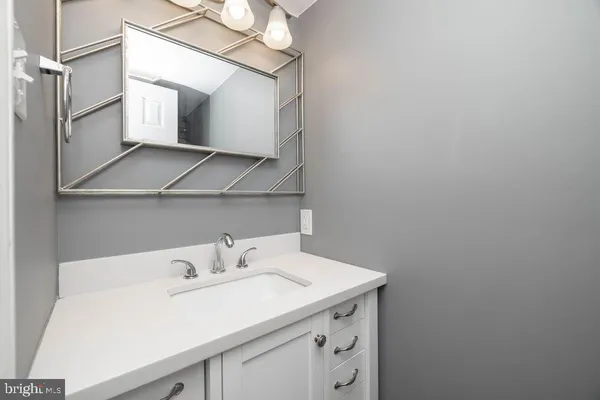 $2,550 | 3206 Emerald Place, Wilmington, DE 19810