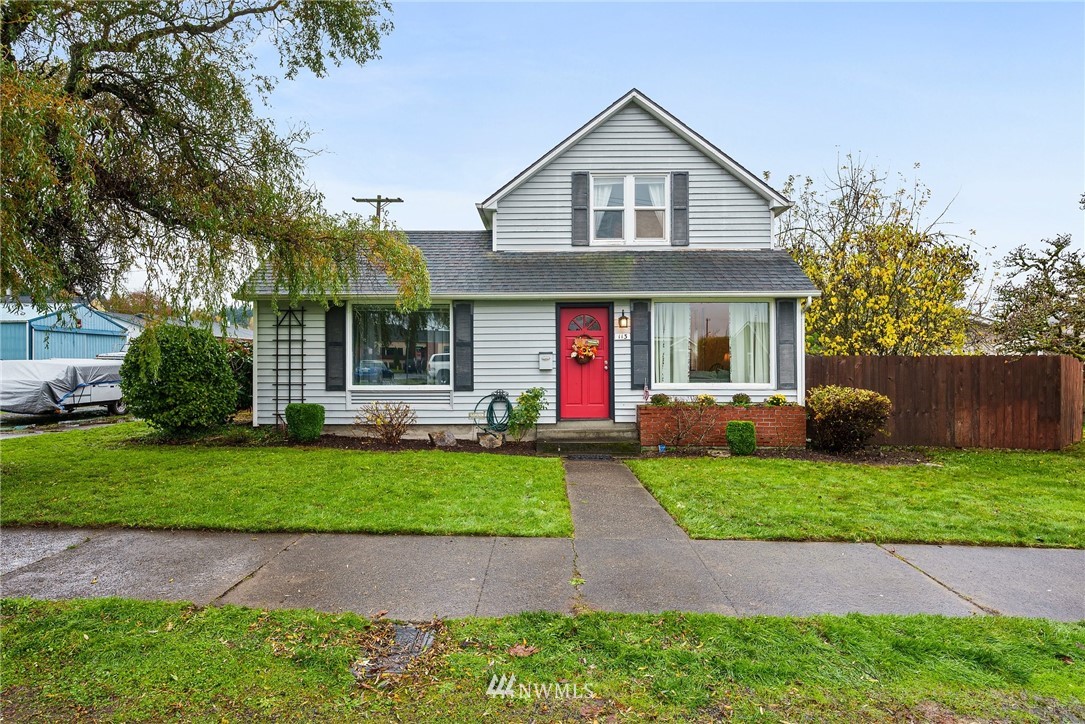 113 Southwest 4th Street Chehalis, WA 98532 - Photo 1 of 20 Gallery Image 1