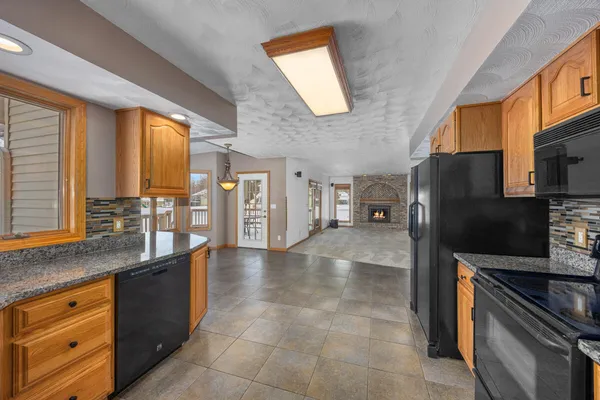 $549,900 | 6185 Willow Run Drive, Battle Creek, MI 49014