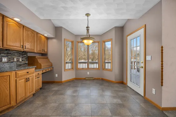 $549,900 | 6185 Willow Run Drive, Battle Creek, MI 49014