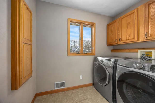 $565,000 | 6185 Willow Run Drive, Battle Creek, MI 49014