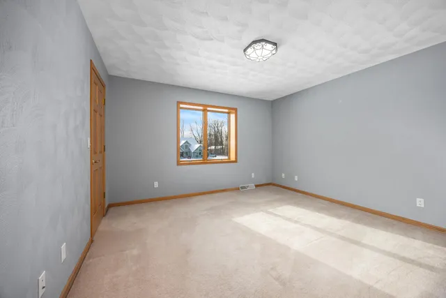 $565,000 | 6185 Willow Run Drive, Battle Creek, MI 49014