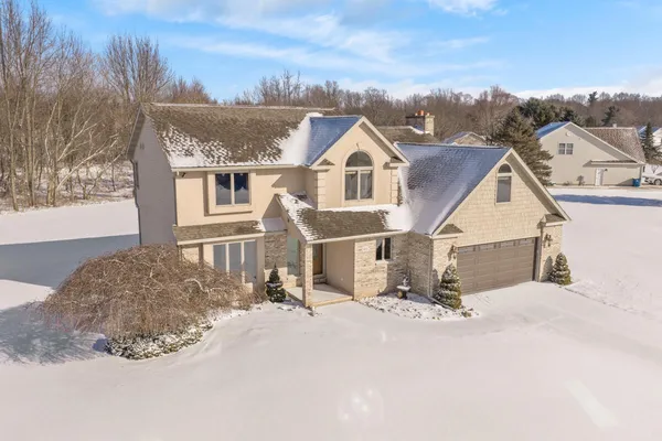 $549,900 | 6185 Willow Run Drive, Battle Creek, MI 49014