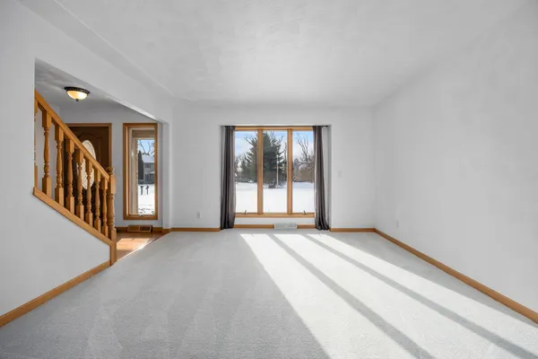 $549,900 | 6185 Willow Run Drive, Battle Creek, MI 49014