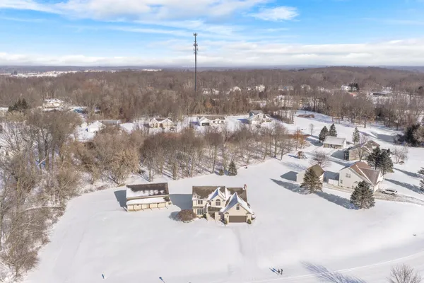 $549,900 | 6185 Willow Run Drive, Battle Creek, MI 49014