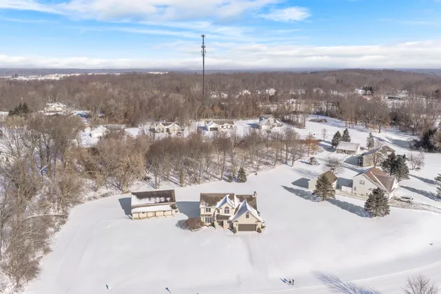 $565,000 | 6185 Willow Run Drive, Battle Creek, MI 49014