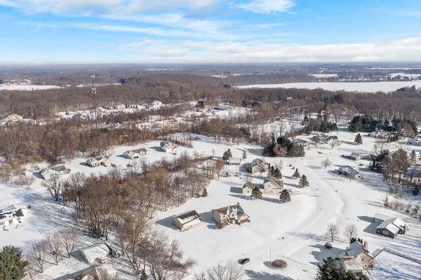 $549,900 | 6185 Willow Run Drive, Battle Creek, MI 49014