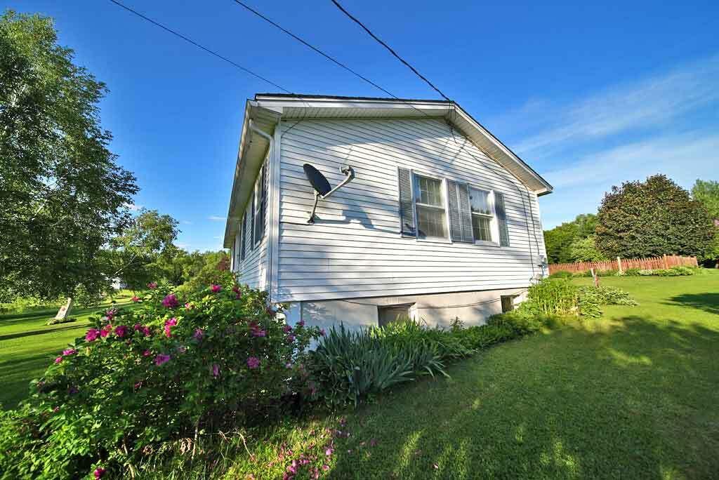 1196 Bangor Road Linneus, ME 04730 - Photo 65 of 66 maine-country-home-flowers