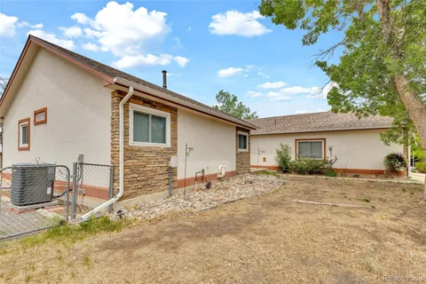 $475,000 | 35 Sunset Court, Hudson, CO 80642