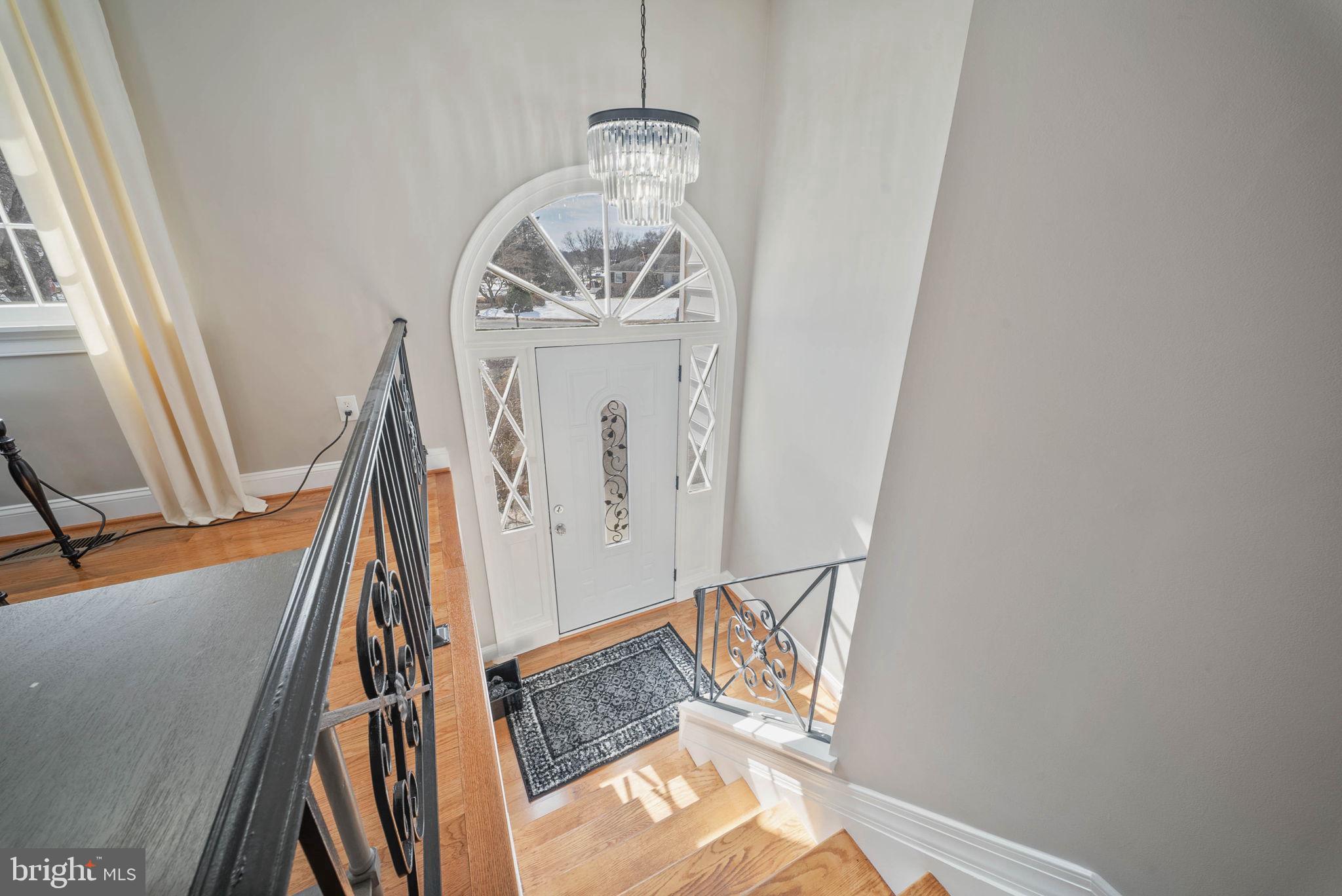 18901 Bloomfield Road Olney, MD 20832 - Photo 38 of 44 View from upper level to entrance